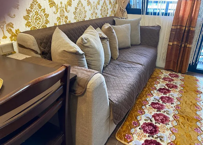 Luxury Urban Bliss-stylish 3 Bedroom 4room Makati Oasis In Air Manila